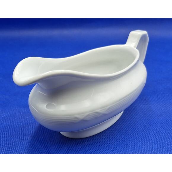 Elegant Vintage Bauscher Germany White Porcelain Gravy Sauce Boat 8.5" - Picture 4 of 11